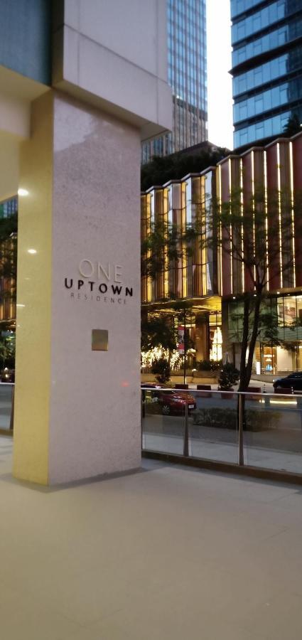 One Uptown Opposite Of Grandhyatt Hotel Manila Taguig City Esterno foto